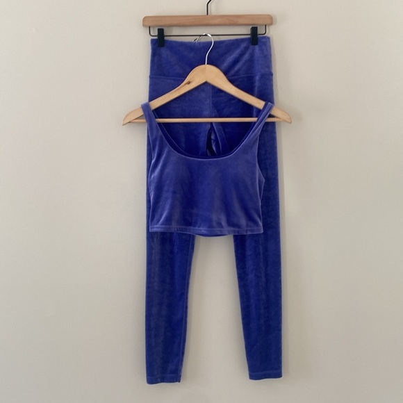 Athleta Velvet Legging and Bra 2 Piece Set Soft Plush Purple Size S - Picture 14 of 15